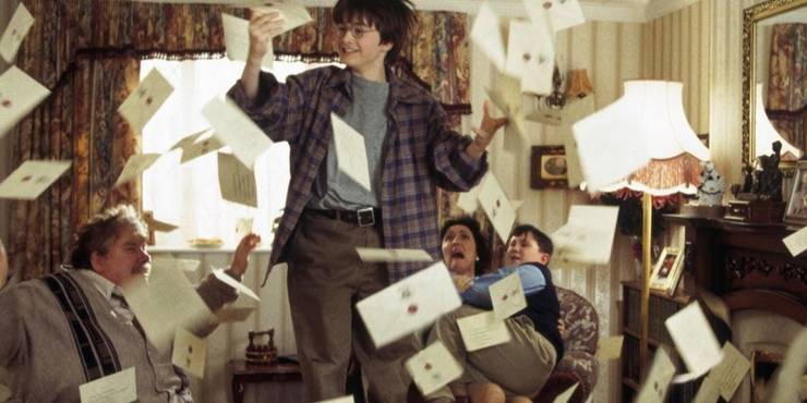 Harry Potter The 10 Worst Things Petunia Dursley Did To Harry Ranked Harry Potter The 10 Worst Things Petunia Dursley Did To Harry Ranked
